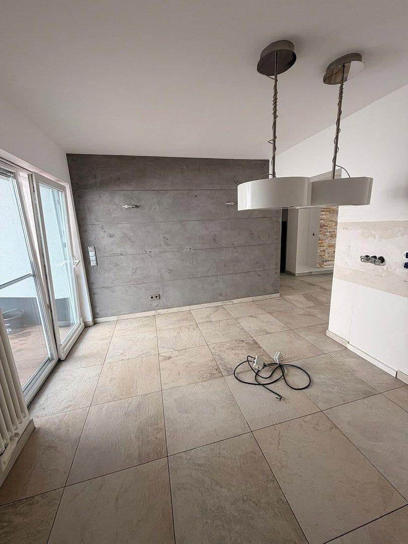 Prenájom bytu 3-izbový 131 m², Pulheim, Severné Porýnie - Westfálsko Prenájom bytu 3-izbový 131 m², Pulheim, Severné Porýnie - Westfálsko