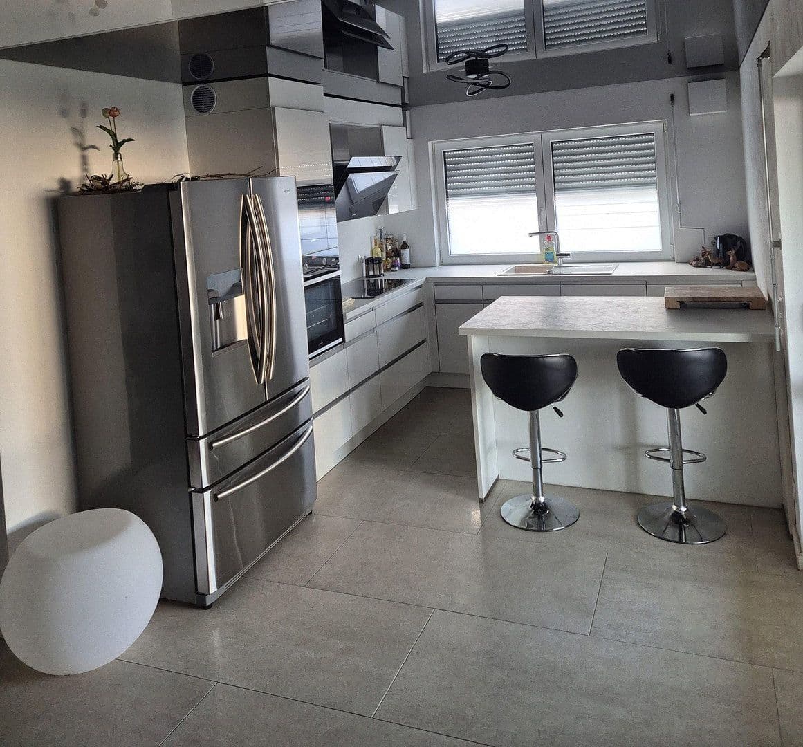 Predaj domu 245 m², pozemek 790 m², Bad Bellingen, Bádensko-Wurttembersko Predaj domu 245 m², pozemek 790 m², Bad Bellingen, Bádensko-Wurttembersko