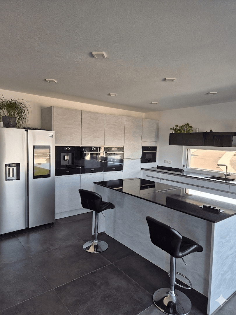 Predaj domu 245 m², pozemek 790 m², Bad Bellingen, Bádensko-Wurttembersko Predaj domu 245 m², pozemek 790 m², Bad Bellingen, Bádensko-Wurttembersko