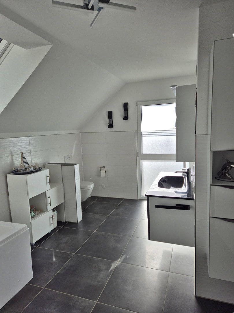 Predaj domu 245 m², pozemek 790 m², Bad Bellingen, Bádensko-Wurttembersko Predaj domu 245 m², pozemek 790 m², Bad Bellingen, Bádensko-Wurttembersko