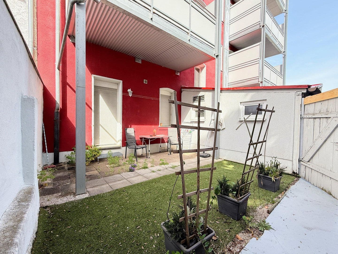 Predaj domu 478 m², pozemek 297 m², Nürnberger Str. 180, Fürth, Bavorsko Predaj domu 478 m², pozemek 297 m², Nürnberger Str. 180, Fürth, Bavorsko