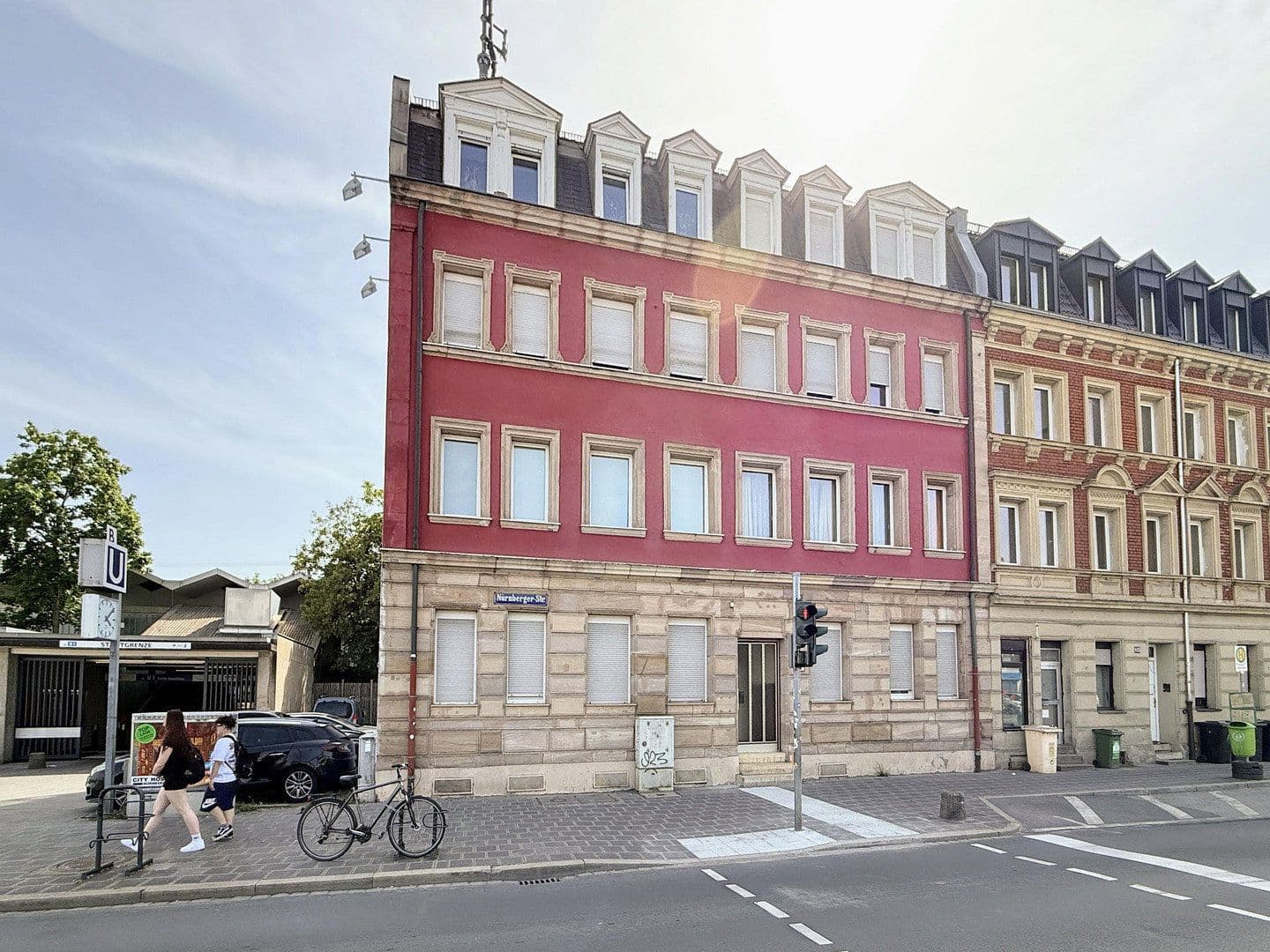 Predaj domu 478 m², pozemek 297 m², Nürnberger Str. 180, Fürth, Bavorsko Predaj domu 478 m², pozemek 297 m², Nürnberger Str. 180, Fürth, Bavorsko