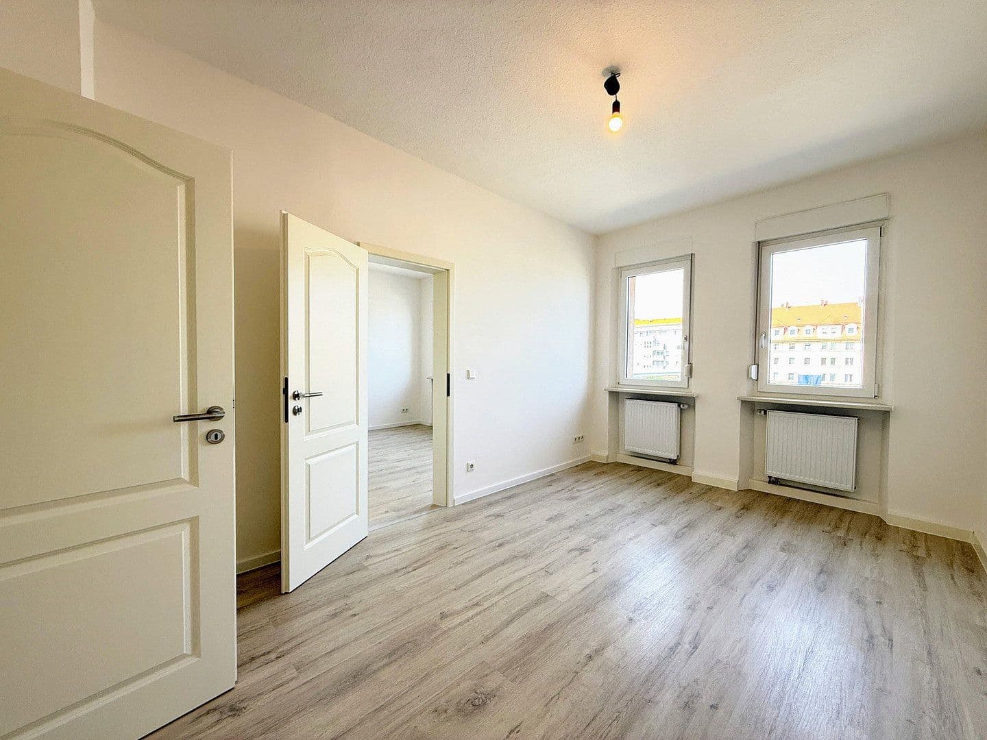 Predaj domu 478 m², pozemek 297 m², Nürnberger Str. 180, Fürth, Bavorsko Predaj domu 478 m², pozemek 297 m², Nürnberger Str. 180, Fürth, Bavorsko