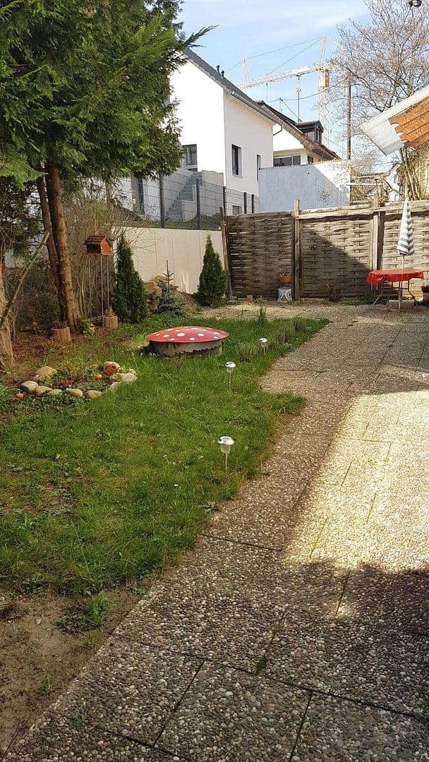 Prenájom bytu 1-izbový 12 m², Eyachstr. 40, Sindelfingen, Bádensko-Wurttembersko Prenájom bytu 1-izbový 12 m², Eyachstr. 40, Sindelfingen, Bádensko-Wurttembersko