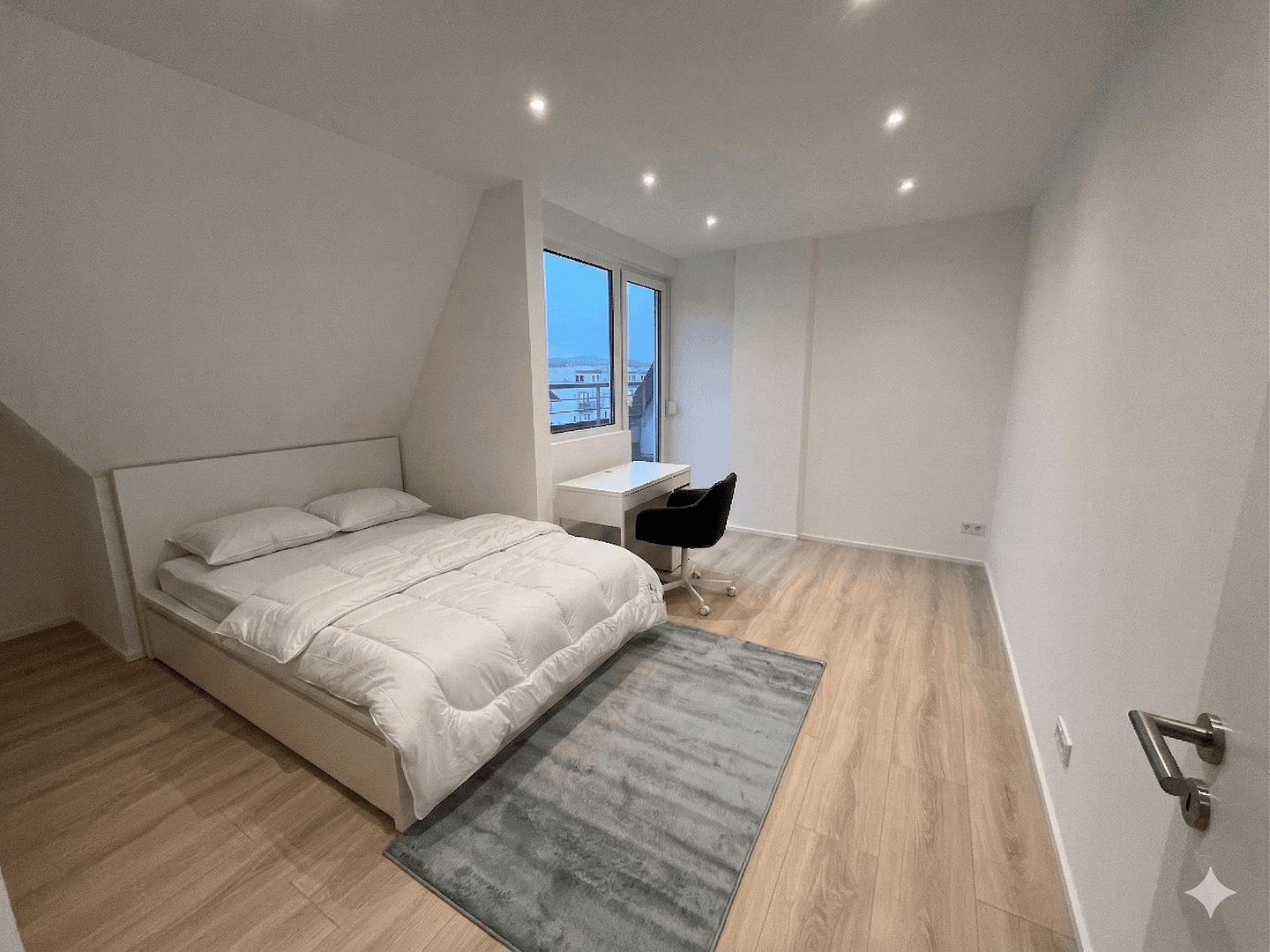 Predaj bytu 6-izbový 146 m², Stuttgart, Bádensko-Wurttembersko Predaj bytu 6-izbový 146 m², Stuttgart, Bádensko-Wurttembersko