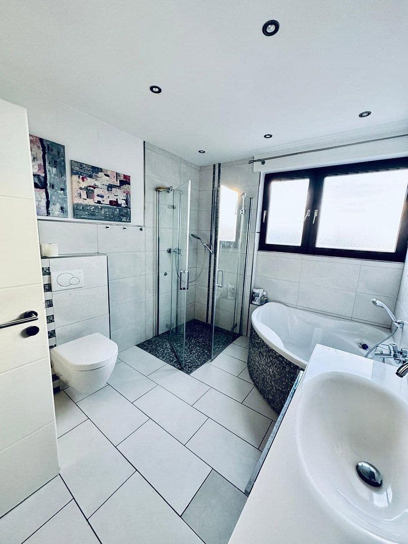 Prenájom kancelárie 370 m², August-Borsig-Straße 5, Koblenz, Porýnie-Falcko Prenájom kancelárie 370 m², August-Borsig-Straße 5, Koblenz, Porýnie-Falcko