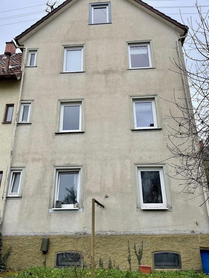 Predaj domu 180 m², pozemek 192 m², Mühlweg 50, Villingen-Schwenningen, Bádensko-Wurttembersko Predaj domu 180 m², pozemek 192 m², Mühlweg 50, Villingen-Schwenningen, Bádensko-Wurttembersko