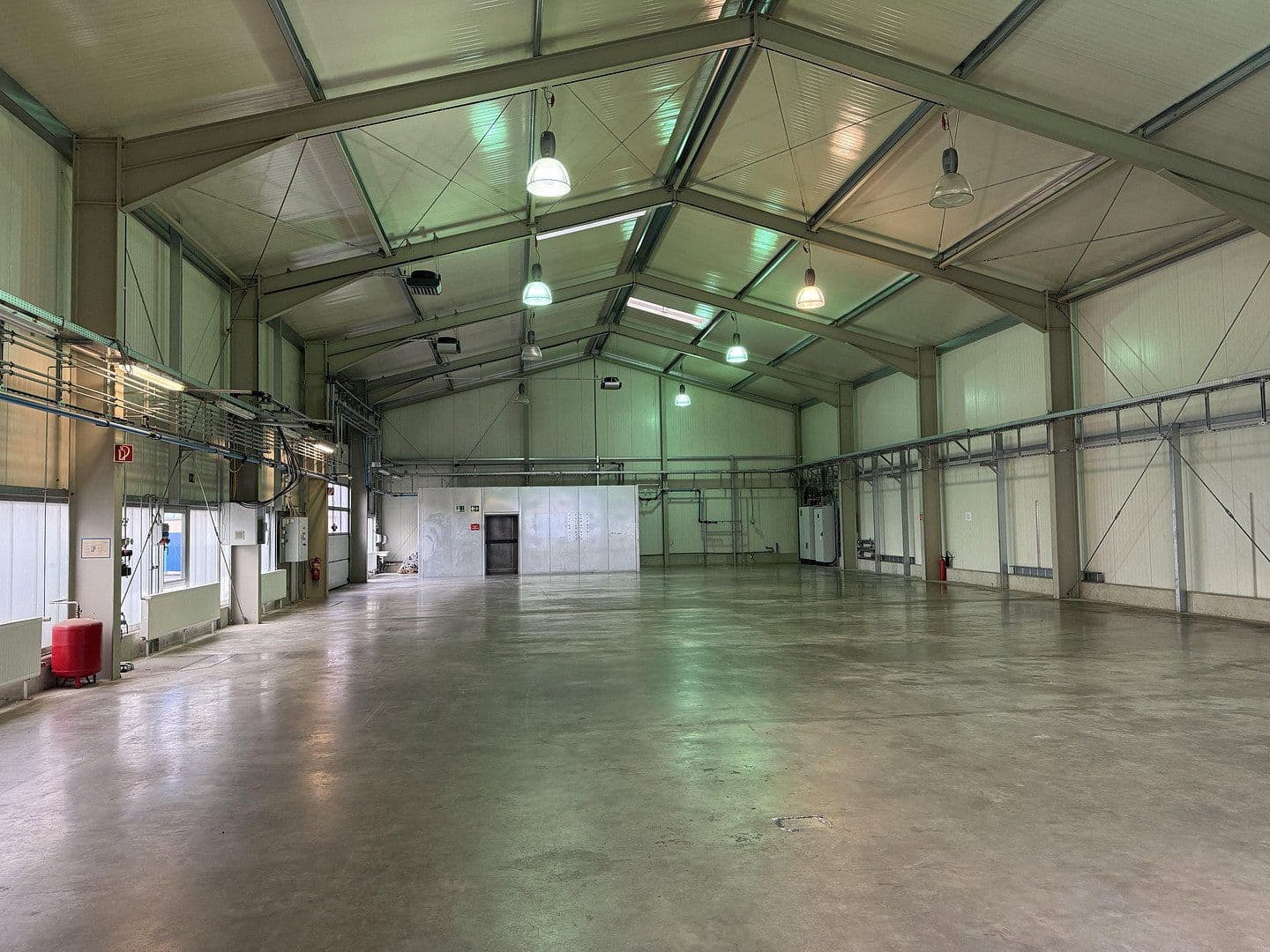 Prenájom nebytového priestoru 588 m², Mühllach 11, Röthenbach an der Pegnitz, Bavorsko Prenájom nebytového priestoru 588 m², Mühllach 11, Röthenbach an der Pegnitz, Bavorsko
