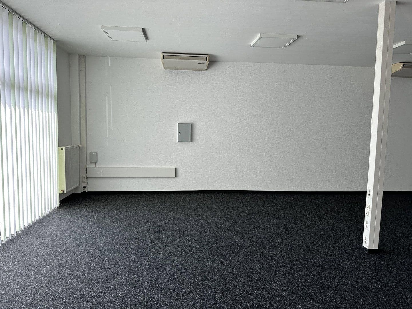 Prenájom nebytového priestoru 588 m², Mühllach 11, Röthenbach an der Pegnitz, Bavorsko Prenájom nebytového priestoru 588 m², Mühllach 11, Röthenbach an der Pegnitz, Bavorsko
