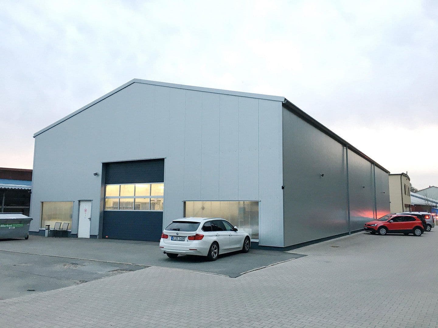 Prenájom nebytového priestoru 588 m², Mühllach 11, Röthenbach an der Pegnitz, Bavorsko Prenájom nebytového priestoru 588 m², Mühllach 11, Röthenbach an der Pegnitz, Bavorsko