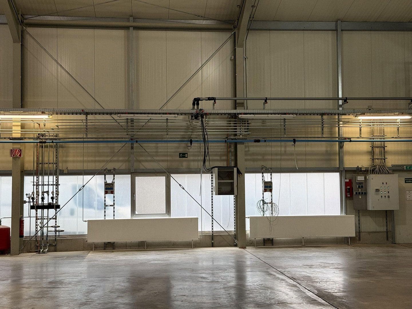 Prenájom nebytového priestoru 588 m², Mühllach 11, Röthenbach an der Pegnitz, Bavorsko Prenájom nebytového priestoru 588 m², Mühllach 11, Röthenbach an der Pegnitz, Bavorsko
