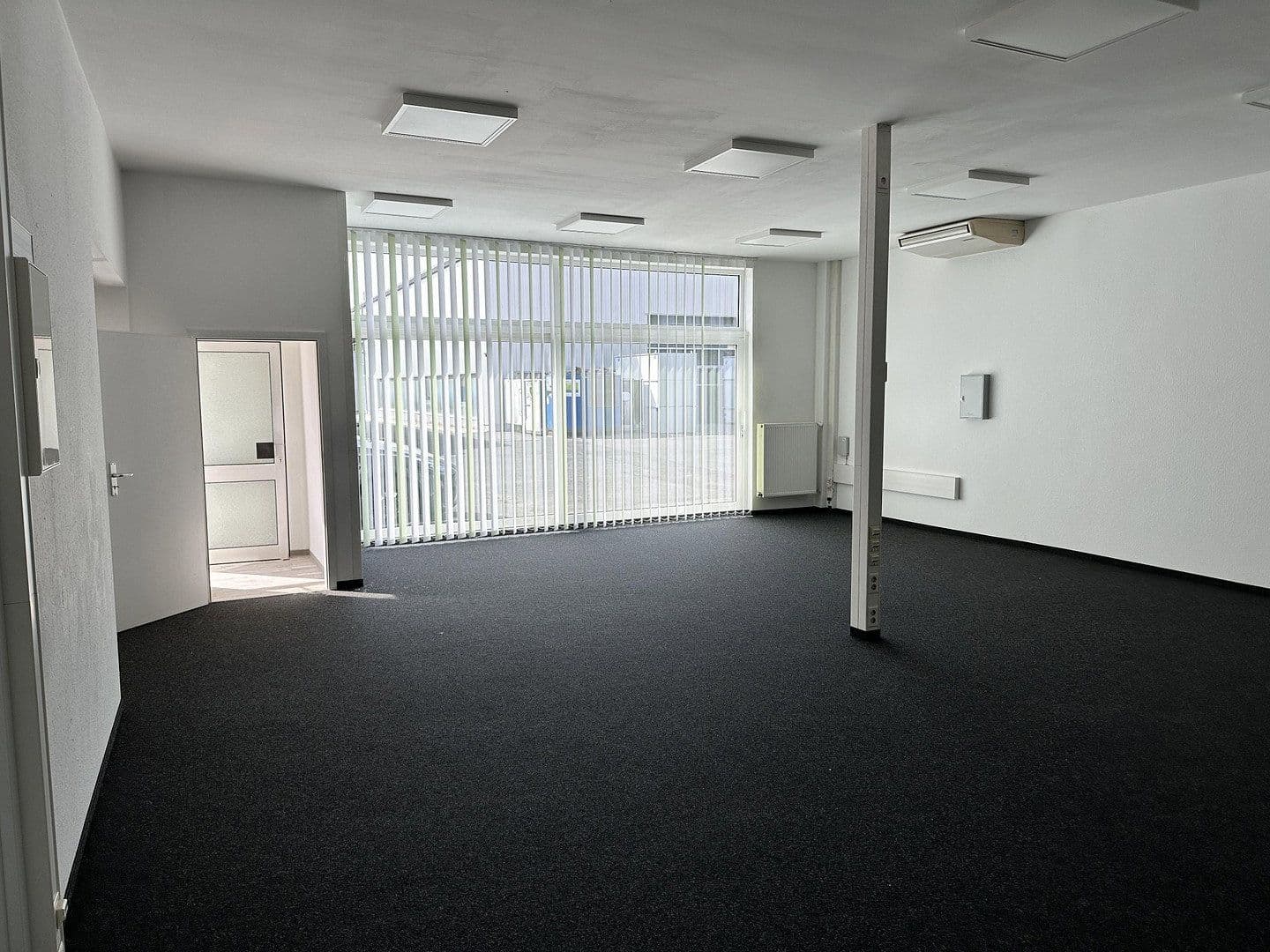 Prenájom nebytového priestoru 588 m², Mühllach 11, Röthenbach an der Pegnitz, Bavorsko Prenájom nebytového priestoru 588 m², Mühllach 11, Röthenbach an der Pegnitz, Bavorsko