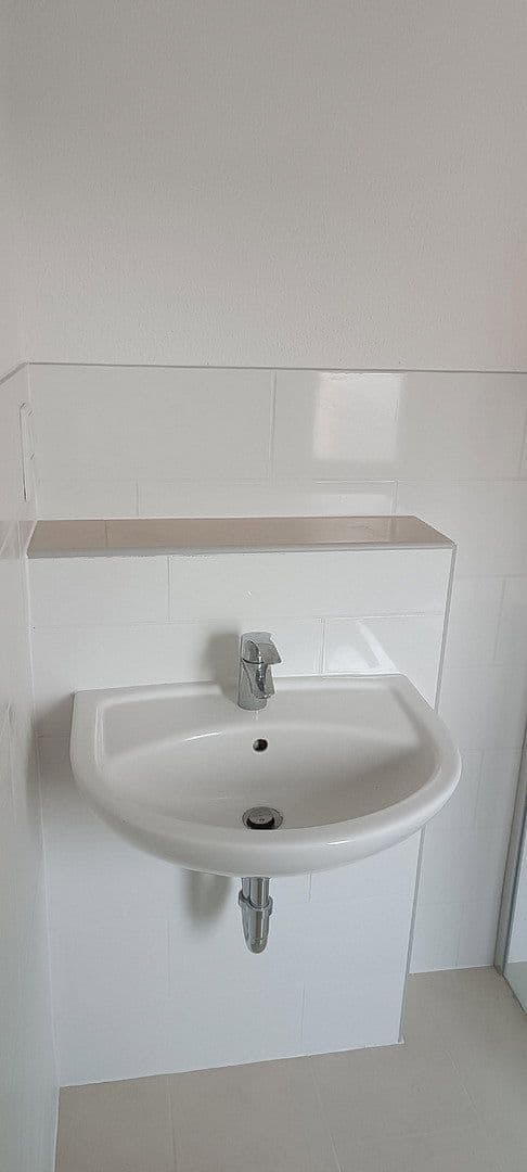 Prenájom bytu 2-izbový 37 m², Dessauer Str. 66, Aken (Elbe), Sasko-Anhaltsko Prenájom bytu 2-izbový 37 m², Dessauer Str. 66, Aken (Elbe), Sasko-Anhaltsko