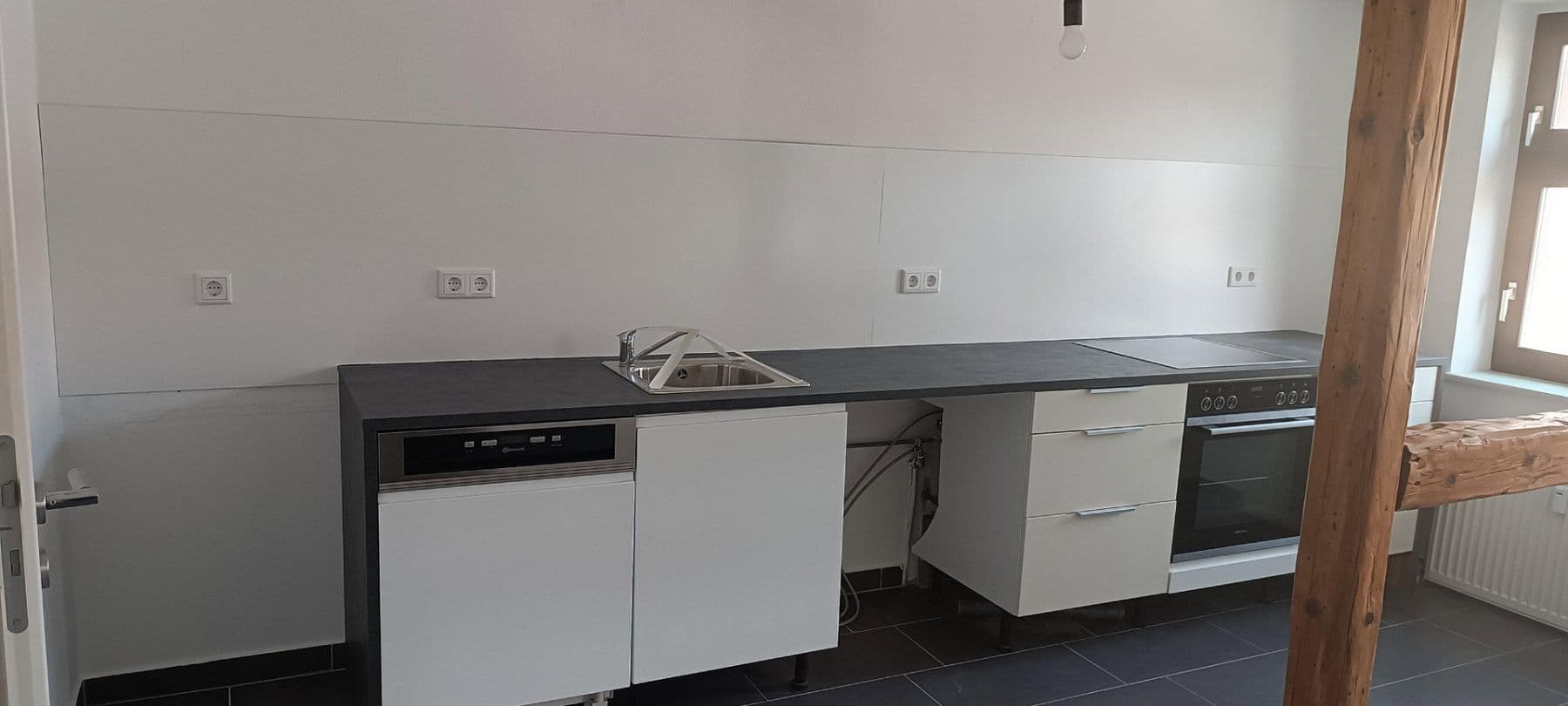 Prenájom bytu 2-izbový 37 m², Dessauer Str. 66, Aken (Elbe), Sasko-Anhaltsko Prenájom bytu 2-izbový 37 m², Dessauer Str. 66, Aken (Elbe), Sasko-Anhaltsko