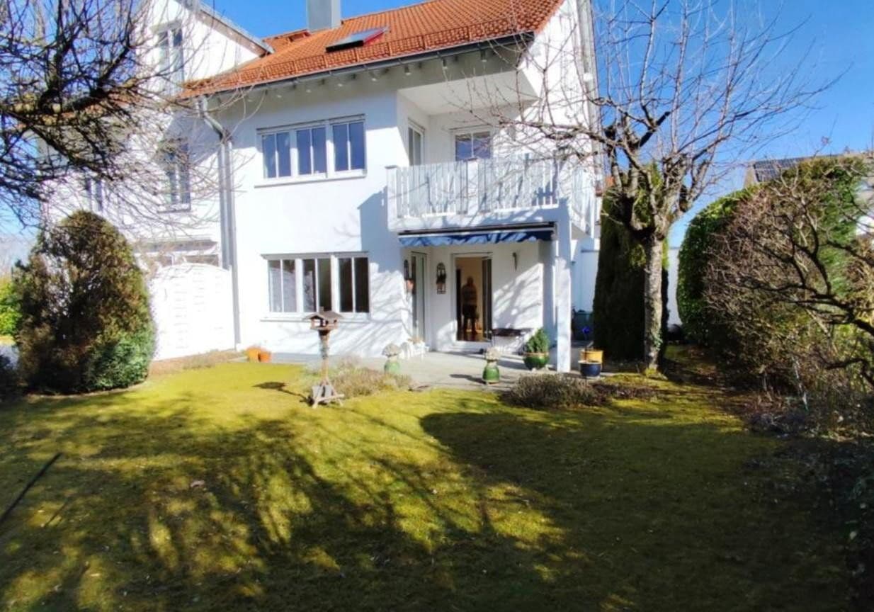 Predaj domu 192 m², pozemek 400 m², Pullach, Bavorsko Predaj domu 192 m², pozemek 400 m², Pullach, Bavorsko