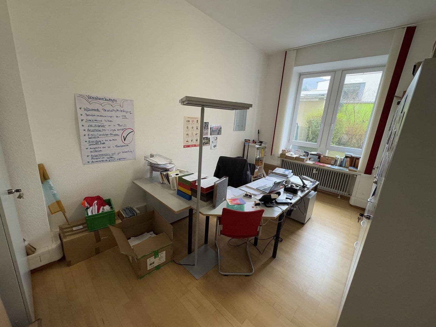 Prenájom kancelárie 130 m², Baden-Baden, Bádensko-Wurttembersko Prenájom kancelárie 130 m², Baden-Baden, Bádensko-Wurttembersko