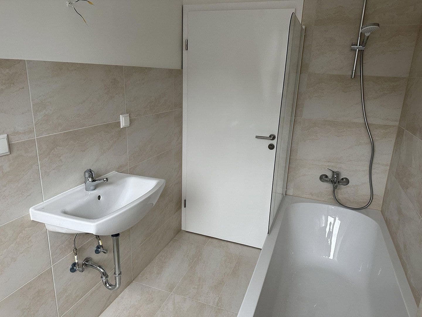 Prenájom bytu 3-izbový 83 m², Rotwasserstraße, Aschaffenburg, Bavorsko Prenájom bytu 3-izbový 83 m², Rotwasserstraße, Aschaffenburg, Bavorsko