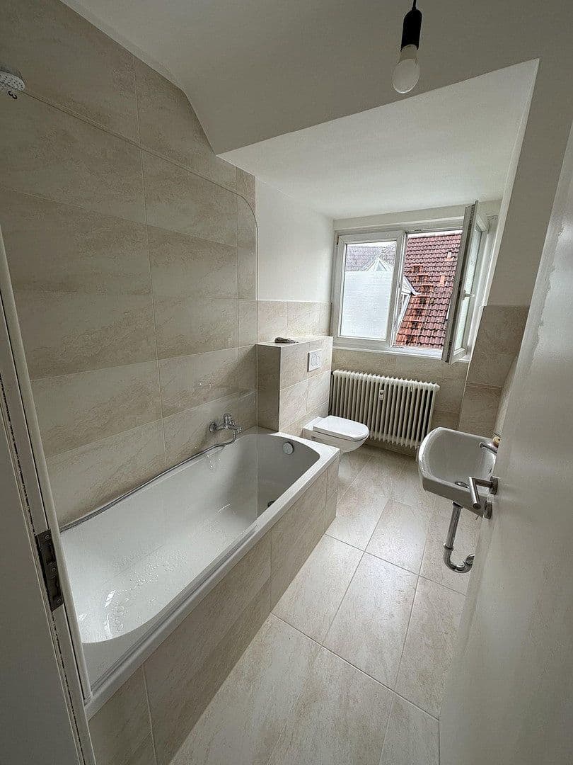 Prenájom bytu 3-izbový 83 m², Rotwasserstraße, Aschaffenburg, Bavorsko Prenájom bytu 3-izbový 83 m², Rotwasserstraße, Aschaffenburg, Bavorsko