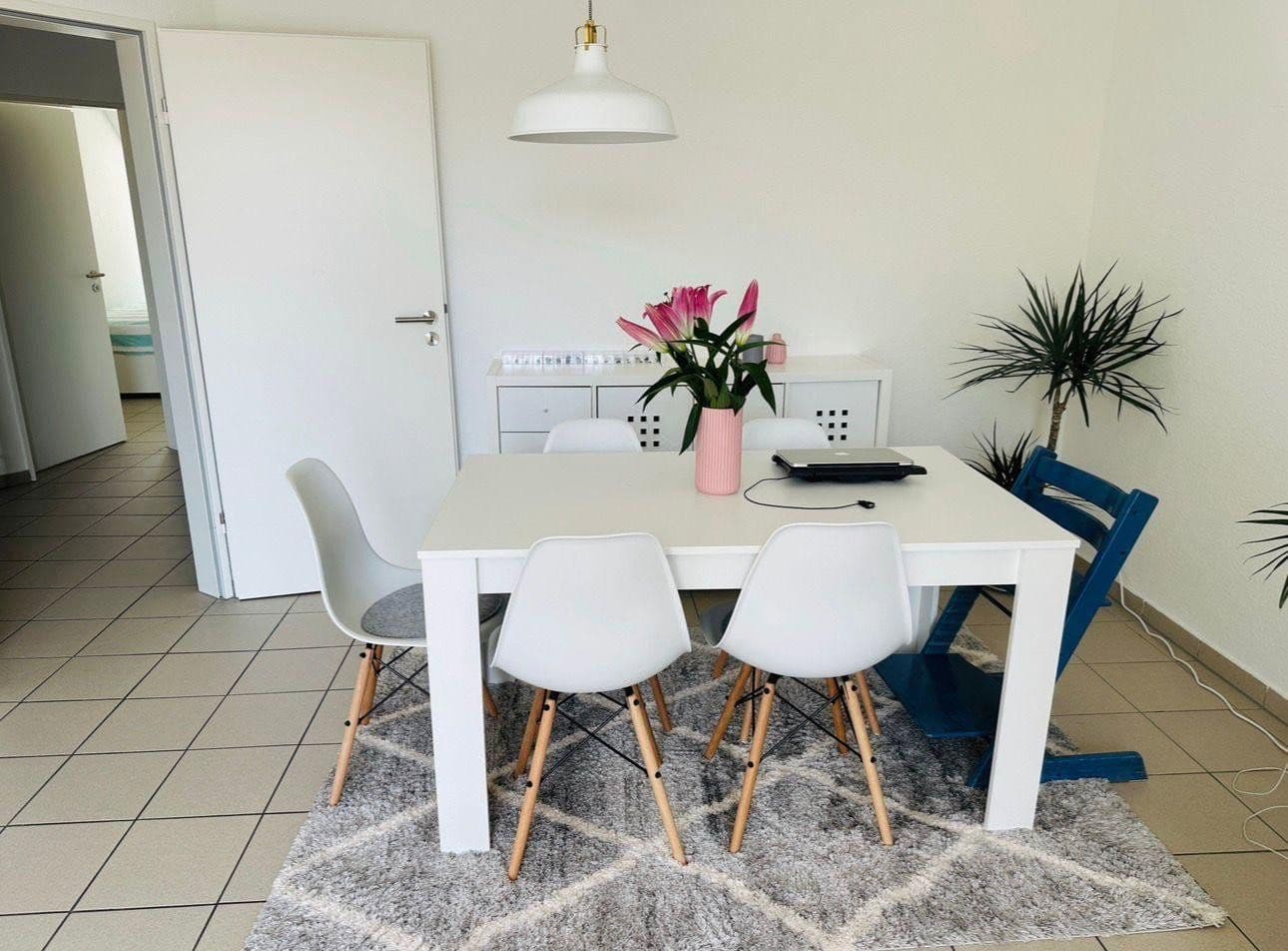 Prenájom bytu 3-izbový 68 m², Bitterstraße 24, Köln, Severné Porýnie - Westfálsko Prenájom bytu 3-izbový 68 m², Bitterstraße 24, Köln, Severné Porýnie - Westfálsko