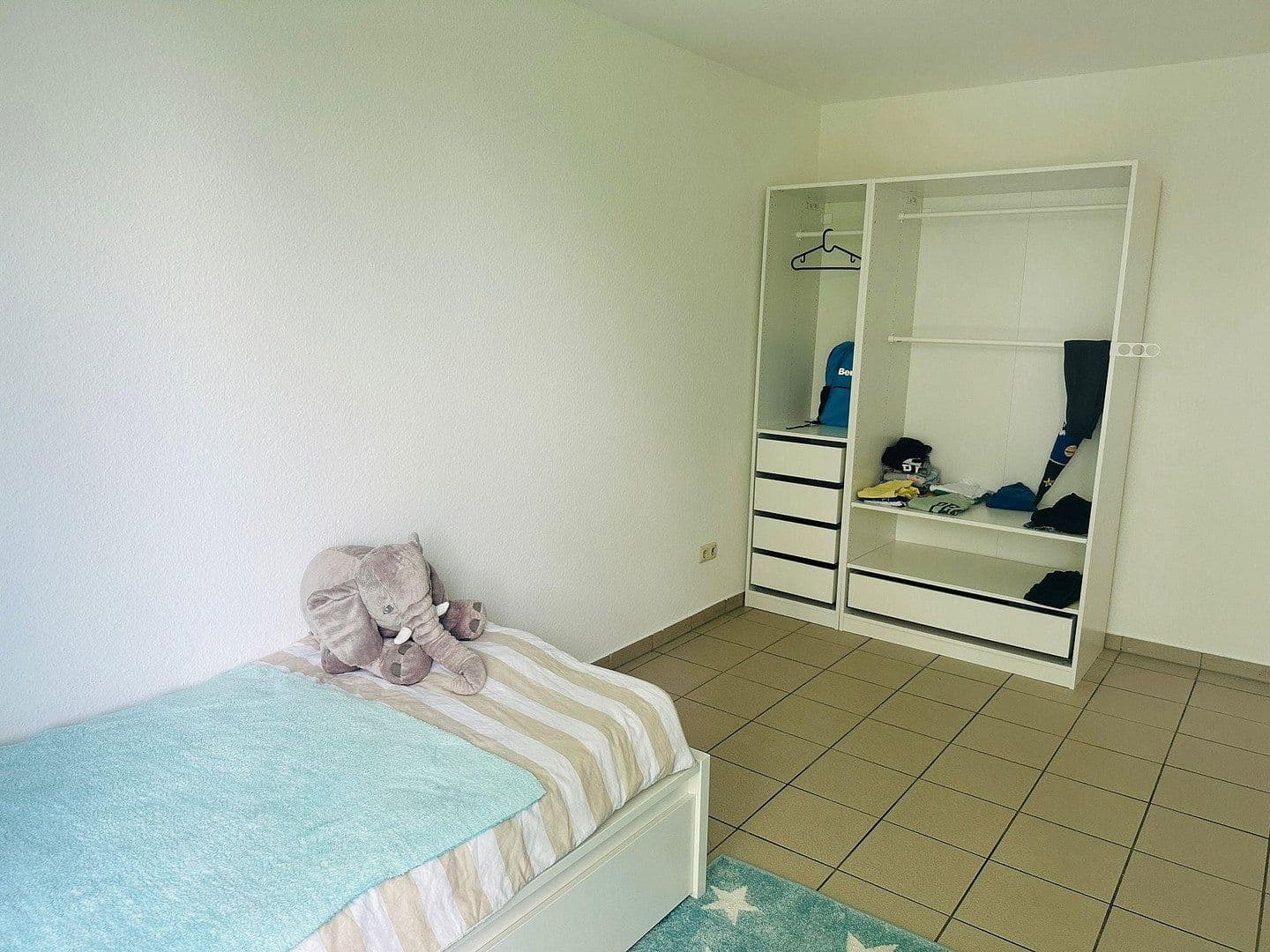 Prenájom bytu 3-izbový 68 m², Bitterstraße 24, Köln, Severné Porýnie - Westfálsko Prenájom bytu 3-izbový 68 m², Bitterstraße 24, Köln, Severné Porýnie - Westfálsko