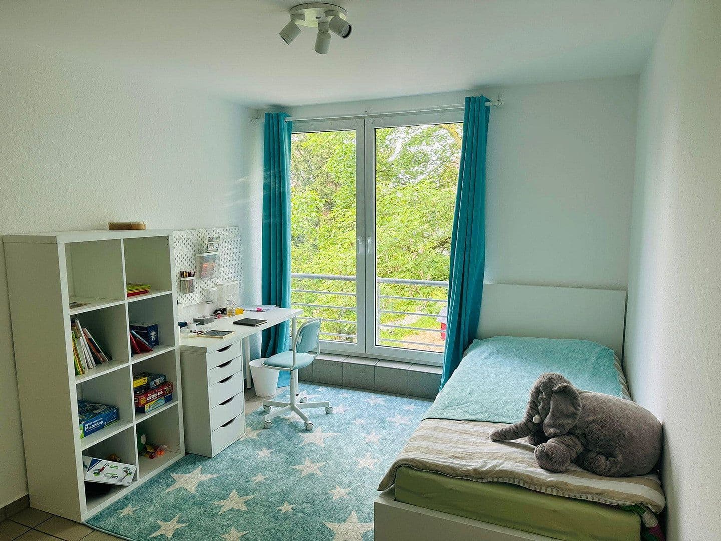 Prenájom bytu 3-izbový 68 m², Bitterstraße 24, Köln, Severné Porýnie - Westfálsko Prenájom bytu 3-izbový 68 m², Bitterstraße 24, Köln, Severné Porýnie - Westfálsko