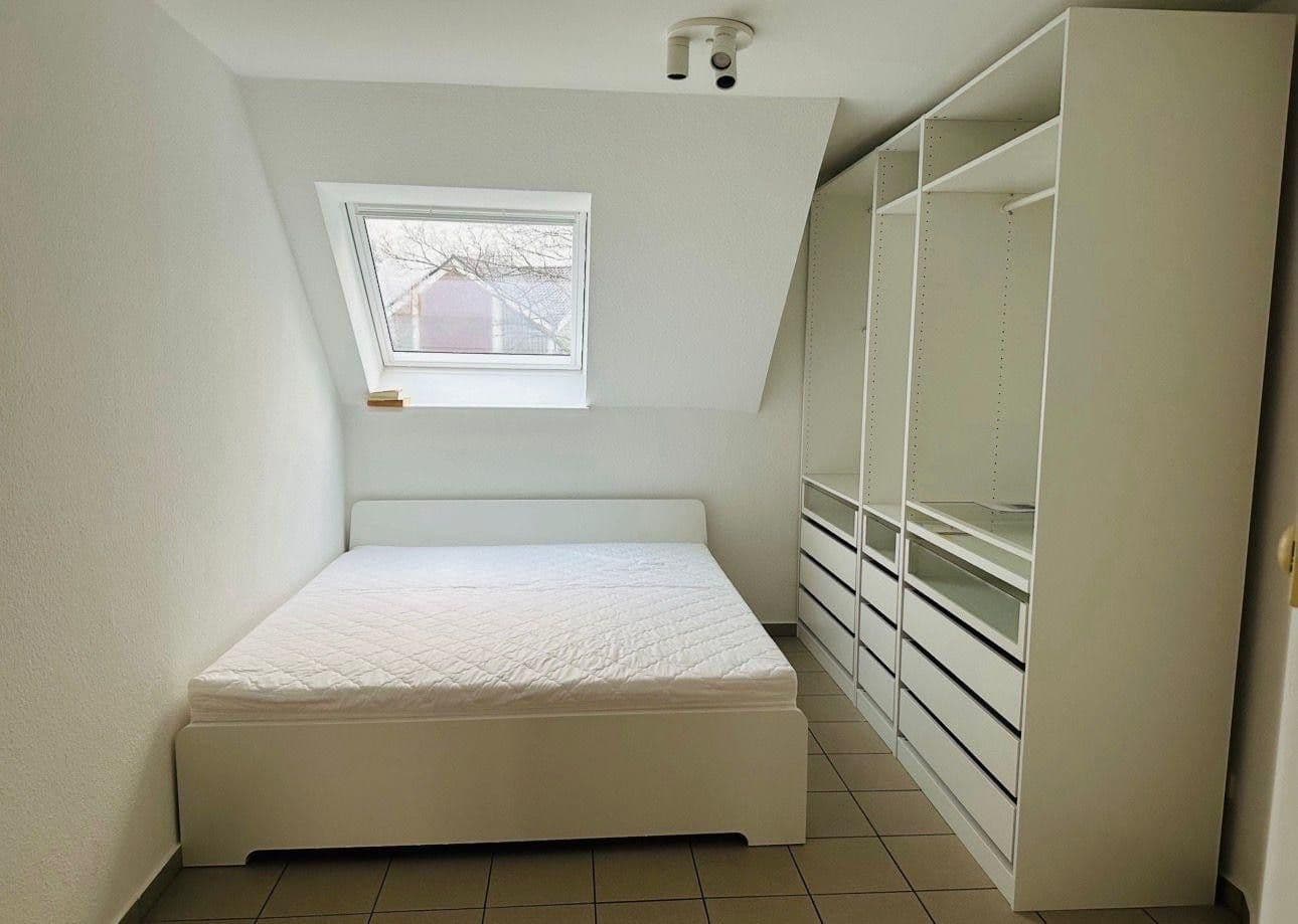 Prenájom bytu 3-izbový 68 m², Bitterstraße 24, Köln, Severné Porýnie - Westfálsko Prenájom bytu 3-izbový 68 m², Bitterstraße 24, Köln, Severné Porýnie - Westfálsko