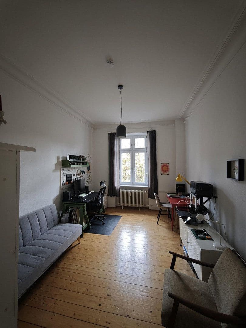 Prenájom bytu 3-izbový 75 m², Baden-Baden, Bádensko-Wurttembersko Prenájom bytu 3-izbový 75 m², Baden-Baden, Bádensko-Wurttembersko