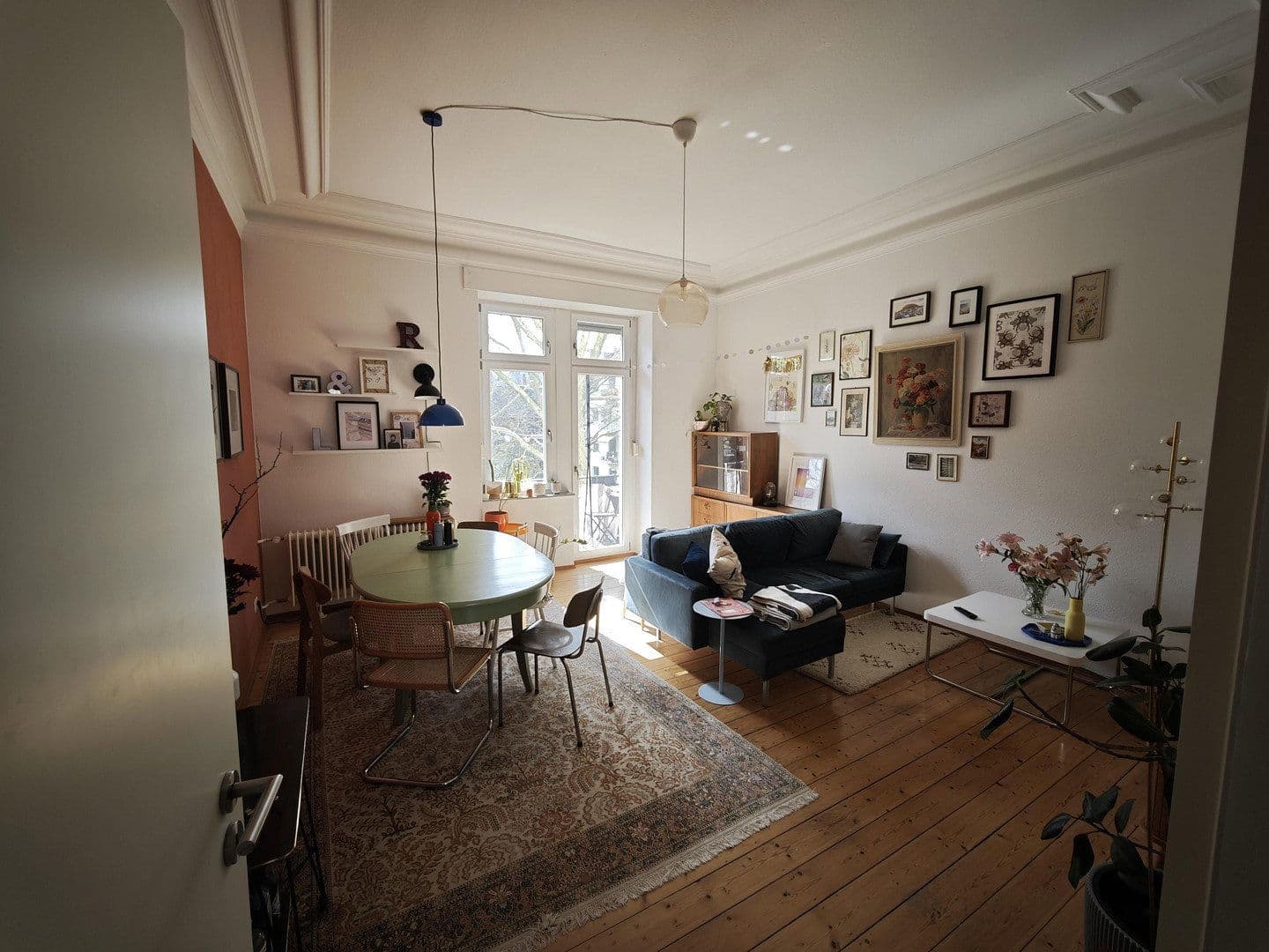 Prenájom bytu 3-izbový 75 m², Baden-Baden, Bádensko-Wurttembersko Prenájom bytu 3-izbový 75 m², Baden-Baden, Bádensko-Wurttembersko