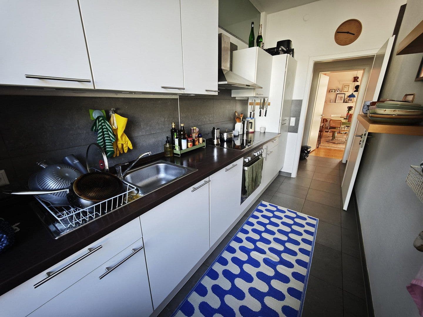 Prenájom bytu 3-izbový 75 m², Baden-Baden, Bádensko-Wurttembersko Prenájom bytu 3-izbový 75 m², Baden-Baden, Bádensko-Wurttembersko