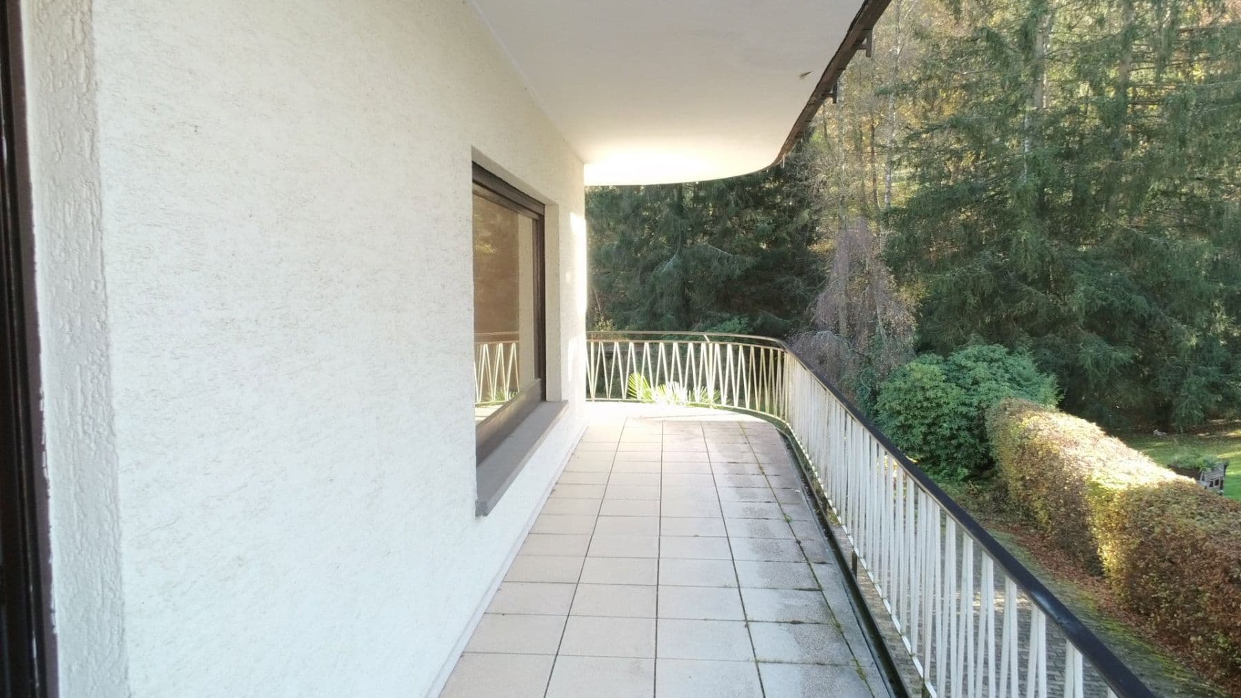 Prenájom bytu 4-izbový 130 m², Schwimmbadstraße 7, Bad Herrenalb, Bádensko-Wurttembersko Prenájom bytu 4-izbový 130 m², Schwimmbadstraße 7, Bad Herrenalb, Bádensko-Wurttembersko