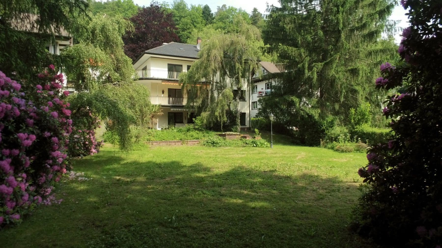Prenájom bytu 4-izbový 130 m², Schwimmbadstraße 7, Bad Herrenalb, Bádensko-Wurttembersko Prenájom bytu 4-izbový 130 m², Schwimmbadstraße 7, Bad Herrenalb, Bádensko-Wurttembersko