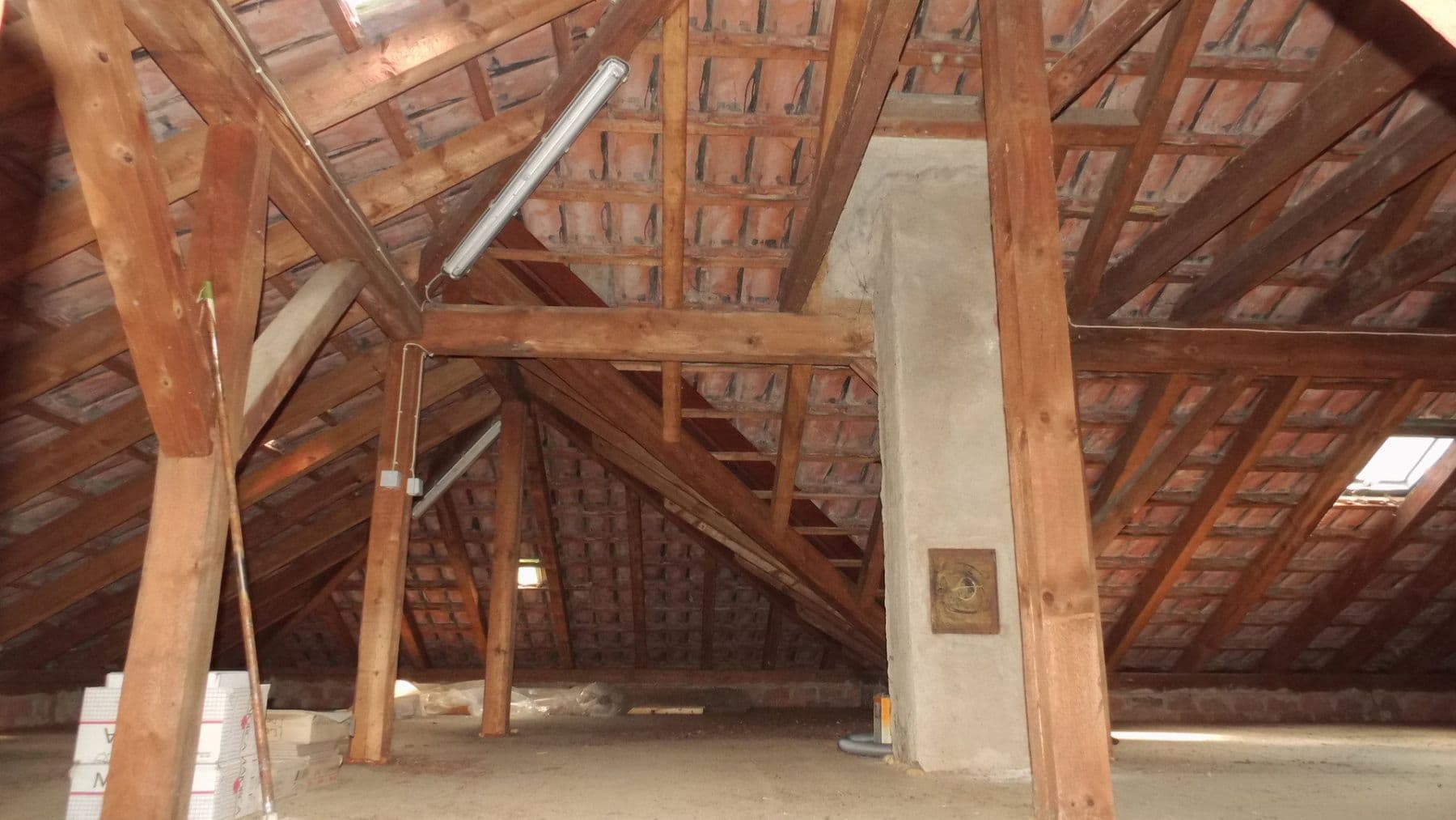 Prenájom bytu 4-izbový 130 m², Schwimmbadstraße 7, Bad Herrenalb, Bádensko-Wurttembersko Prenájom bytu 4-izbový 130 m², Schwimmbadstraße 7, Bad Herrenalb, Bádensko-Wurttembersko