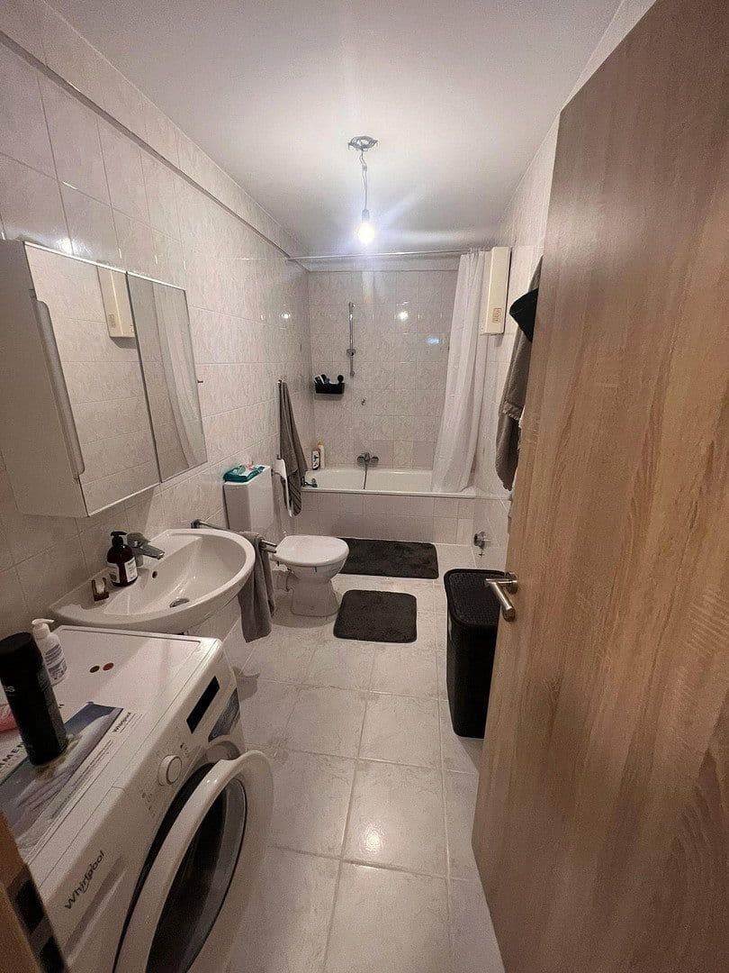 Prenájom bytu 2-izbový 76 m², Seestraße 14, Pottum, Porýnie-Falcko Prenájom bytu 2-izbový 76 m², Seestraße 14, Pottum, Porýnie-Falcko