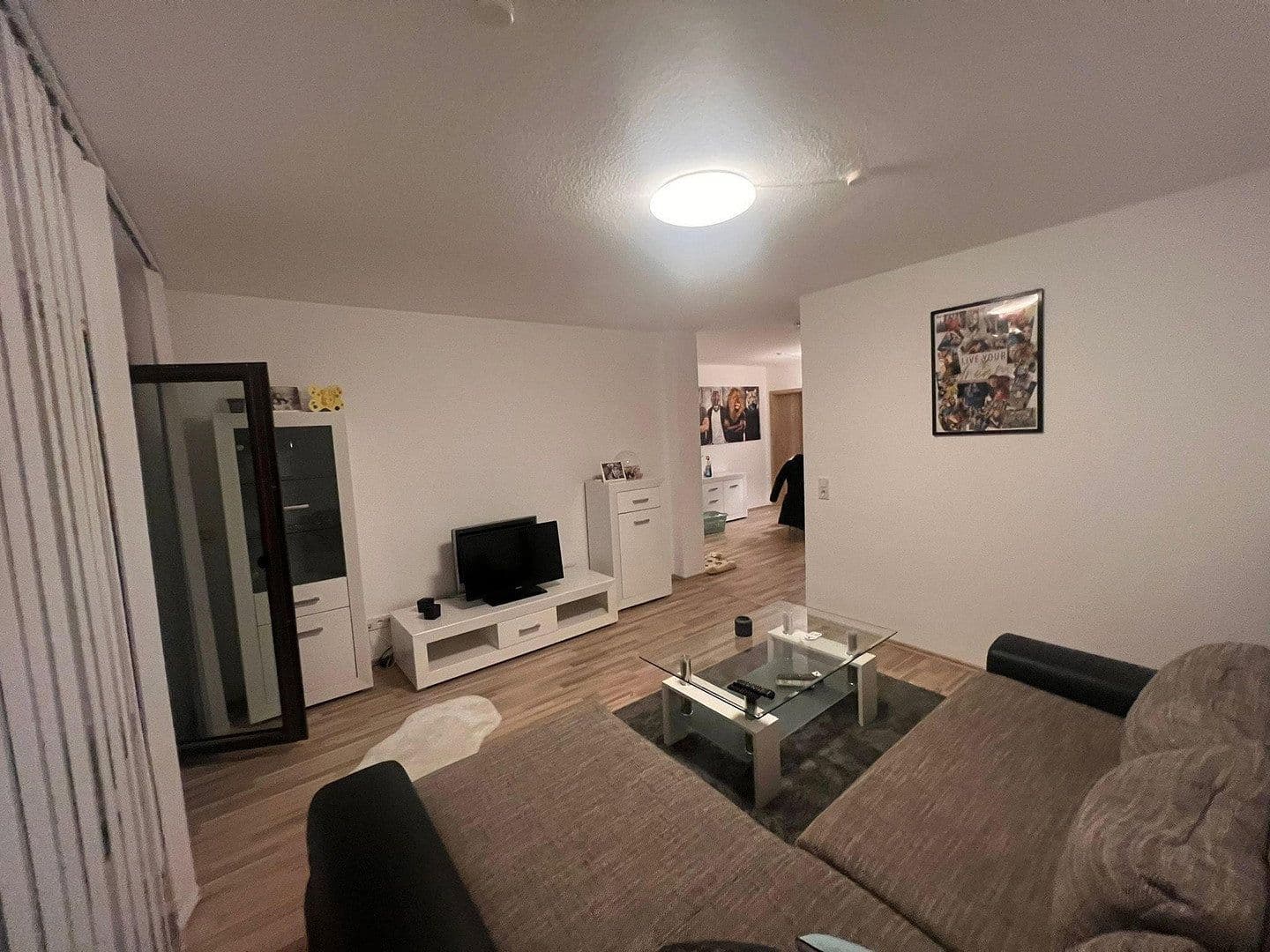Prenájom bytu 2-izbový 76 m², Seestraße 14, Pottum, Porýnie-Falcko Prenájom bytu 2-izbový 76 m², Seestraße 14, Pottum, Porýnie-Falcko