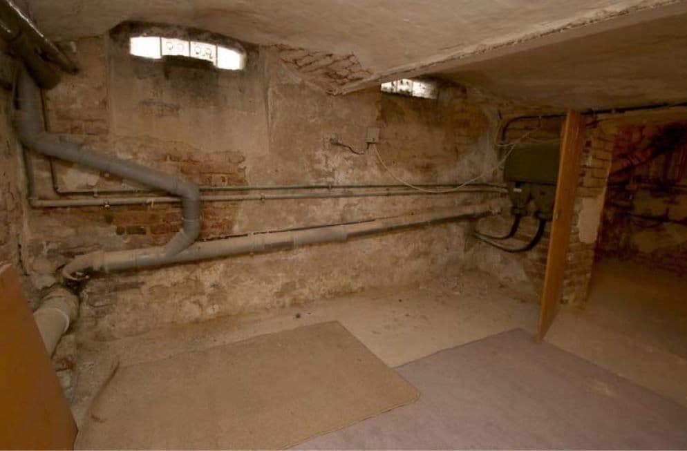 Prenájom bytu 3-izbový 76 m², Viktoriastr.27, Duisburg, Severné Porýnie - Westfálsko Prenájom bytu 3-izbový 76 m², Viktoriastr.27, Duisburg, Severné Porýnie - Westfálsko