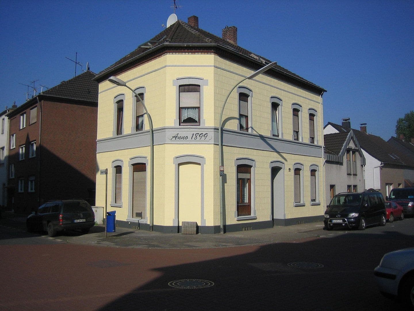 Prenájom bytu 3-izbový 76 m², Viktoriastr.27, Duisburg, Severné Porýnie - Westfálsko Prenájom bytu 3-izbový 76 m², Viktoriastr.27, Duisburg, Severné Porýnie - Westfálsko