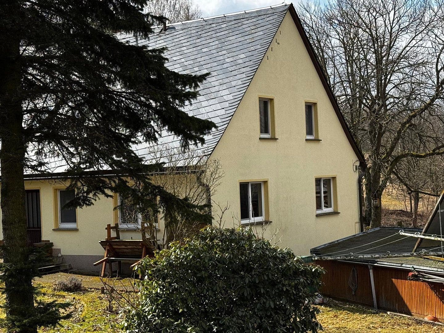 Predaj domu 140 m², pozemek 2.900 m², Neuhausen/Erzgebirge, Sasko Predaj domu 140 m², pozemek 2.900 m², Neuhausen/Erzgebirge, Sasko