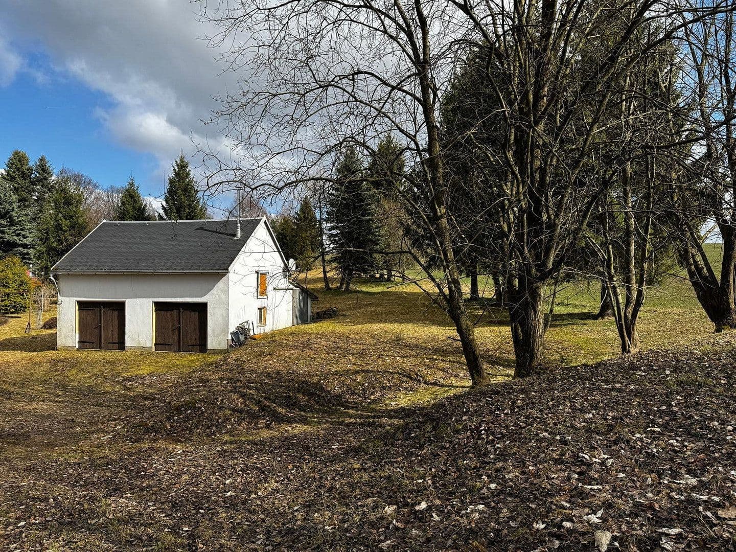 Predaj domu 140 m², pozemek 2.900 m², Neuhausen/Erzgebirge, Sasko Predaj domu 140 m², pozemek 2.900 m², Neuhausen/Erzgebirge, Sasko