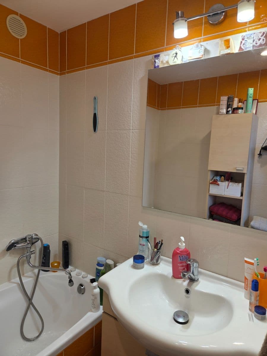 Predaj bytu 3-izbový 74 m², Havlíčkova, Valašské Meziříčí, Zlínský kraj Predaj bytu 3-izbový 74 m², Havlíčkova, Valašské Meziříčí, Zlínský kraj