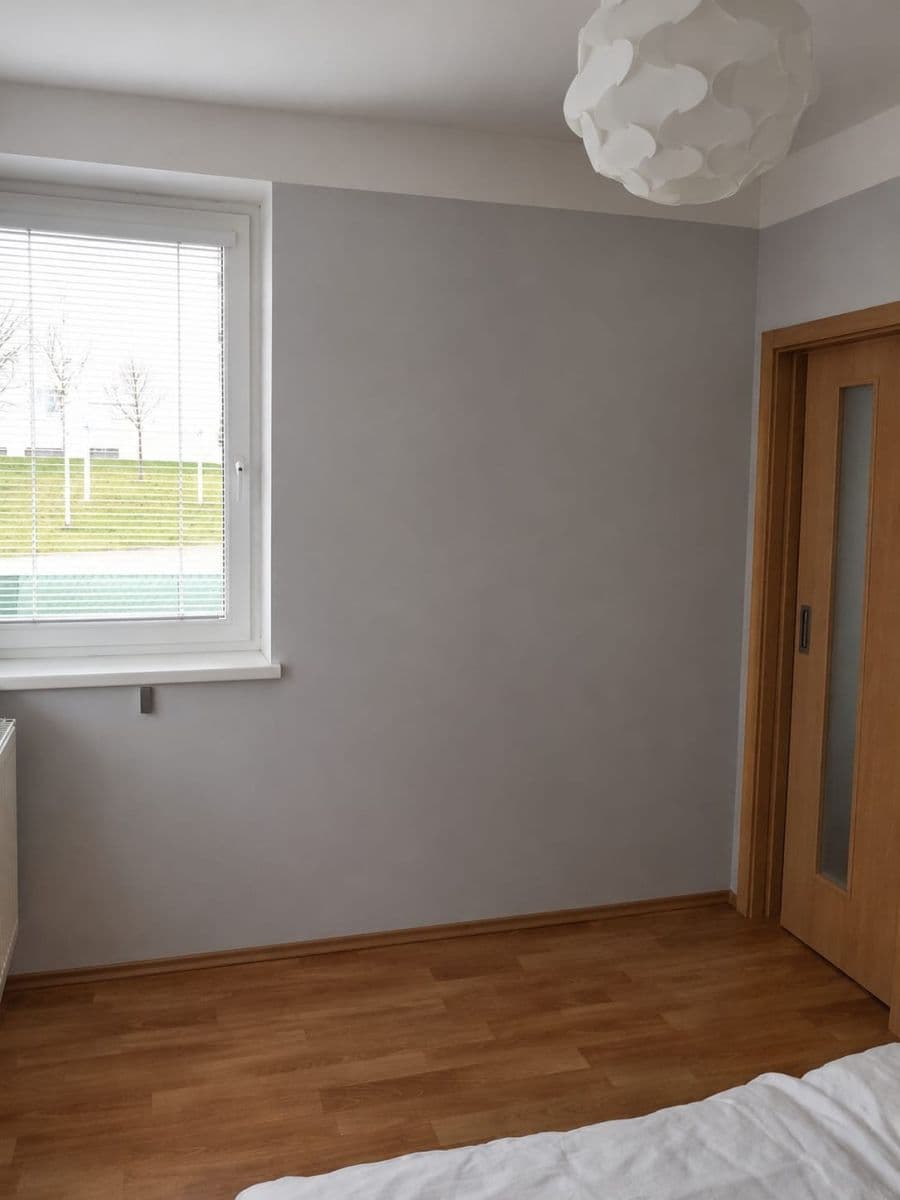 Prenájom bytu 3-izbový 60 m², Herlíkovická, Praha, Praha Prenájom bytu 3-izbový 60 m², Herlíkovická, Praha, Praha