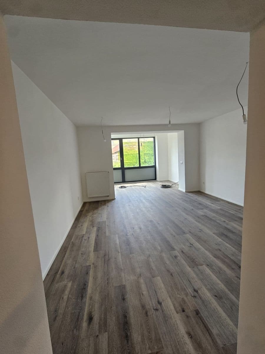 Prenájom bytu 2-izbový 67 m², Dobrovského, Olomouc, Olomoucký kraj Prenájom bytu 2-izbový 67 m², Dobrovského, Olomouc, Olomoucký kraj
