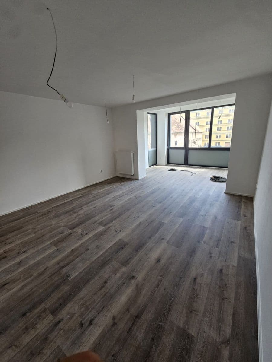 Prenájom bytu 2-izbový 67 m², Dobrovského, Olomouc, Olomoucký kraj Prenájom bytu 2-izbový 67 m², Dobrovského, Olomouc, Olomoucký kraj