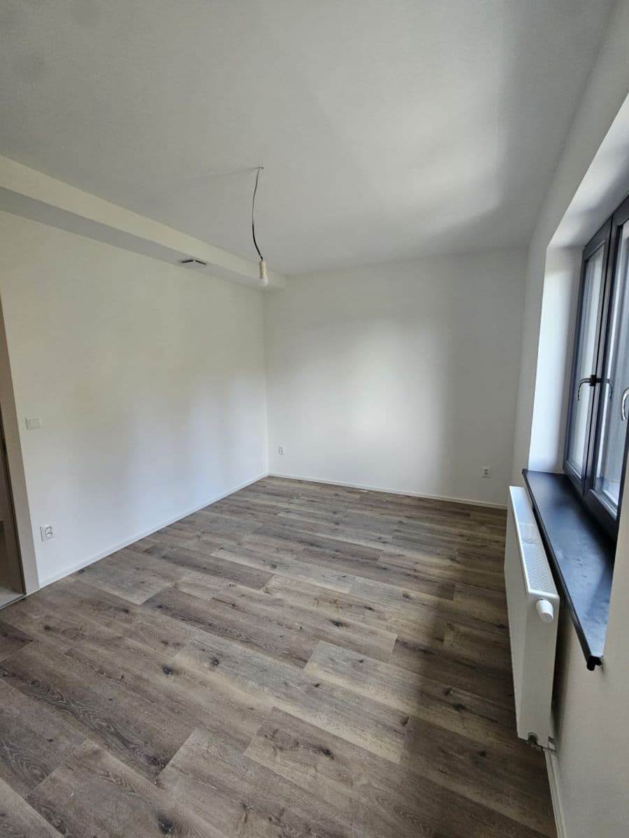 Prenájom bytu 2-izbový 67 m², Dobrovského, Olomouc, Olomoucký kraj Prenájom bytu 2-izbový 67 m², Dobrovského, Olomouc, Olomoucký kraj
