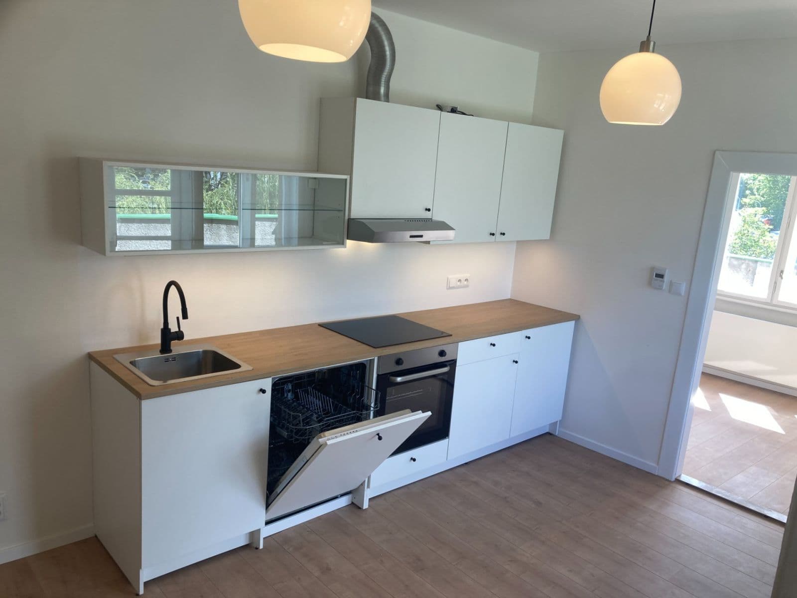 Prenájom bytu 1-izbový 38 m², Veleslavínská, Praha, Praha Prenájom bytu 1-izbový 38 m², Veleslavínská, Praha, Praha