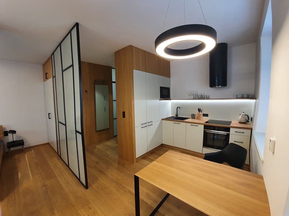 Prenájom bytu 1-izbový 35 m², Hvězdná, Jablonec nad Nisou, Liberecký kraj Prenájom bytu 1-izbový 35 m², Hvězdná, Jablonec nad Nisou, Liberecký kraj