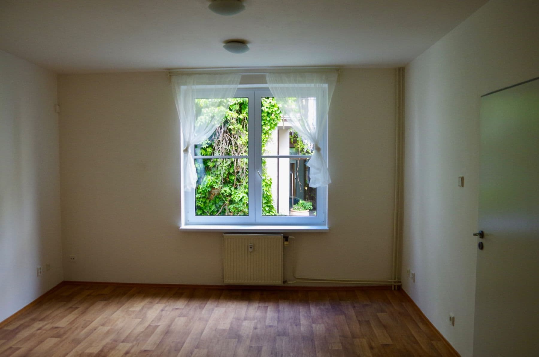 Prenájom bytu 2-izbový 40 m², Krymská, Praha, Praha Prenájom bytu 2-izbový 40 m², Krymská, Praha, Praha