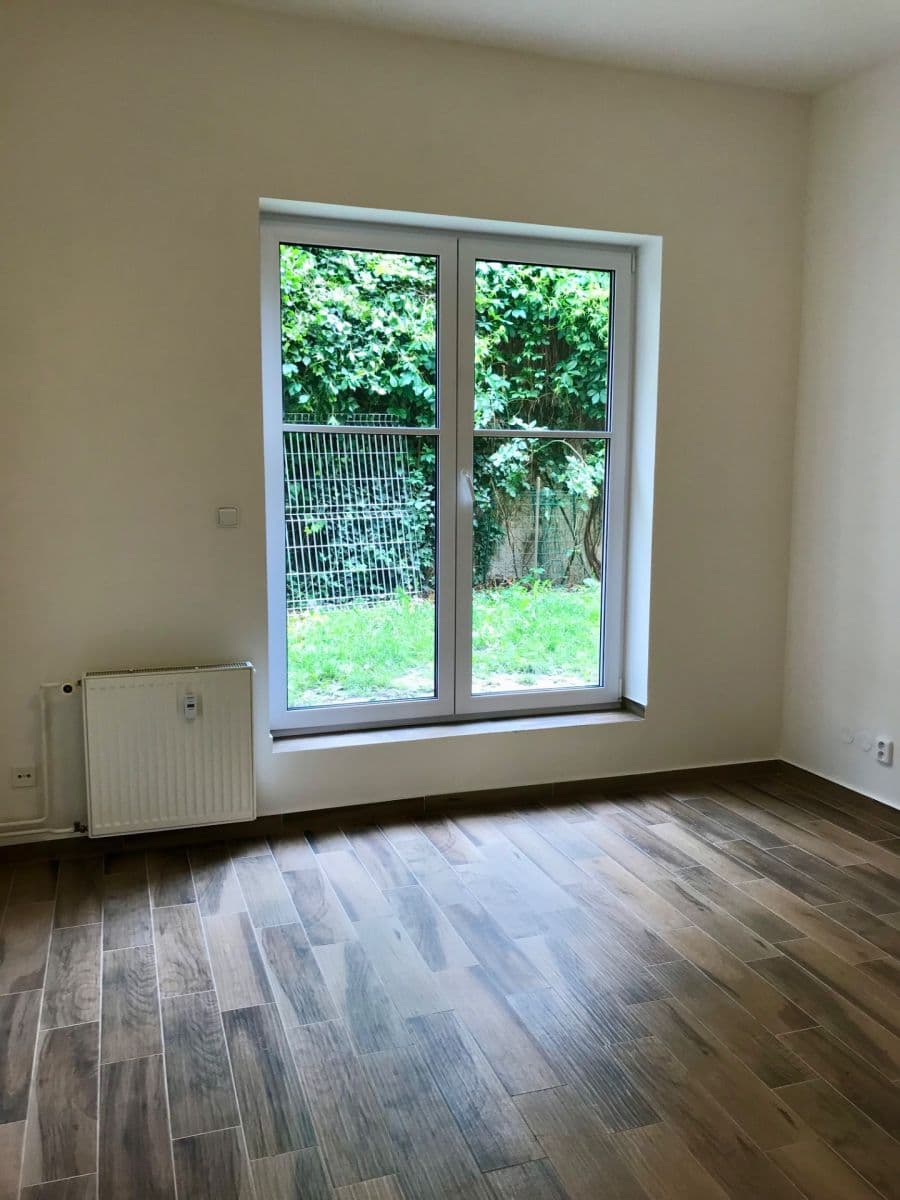 Prenájom bytu 2-izbový 43 m², Krymská, Praha, Praha Prenájom bytu 2-izbový 43 m², Krymská, Praha, Praha