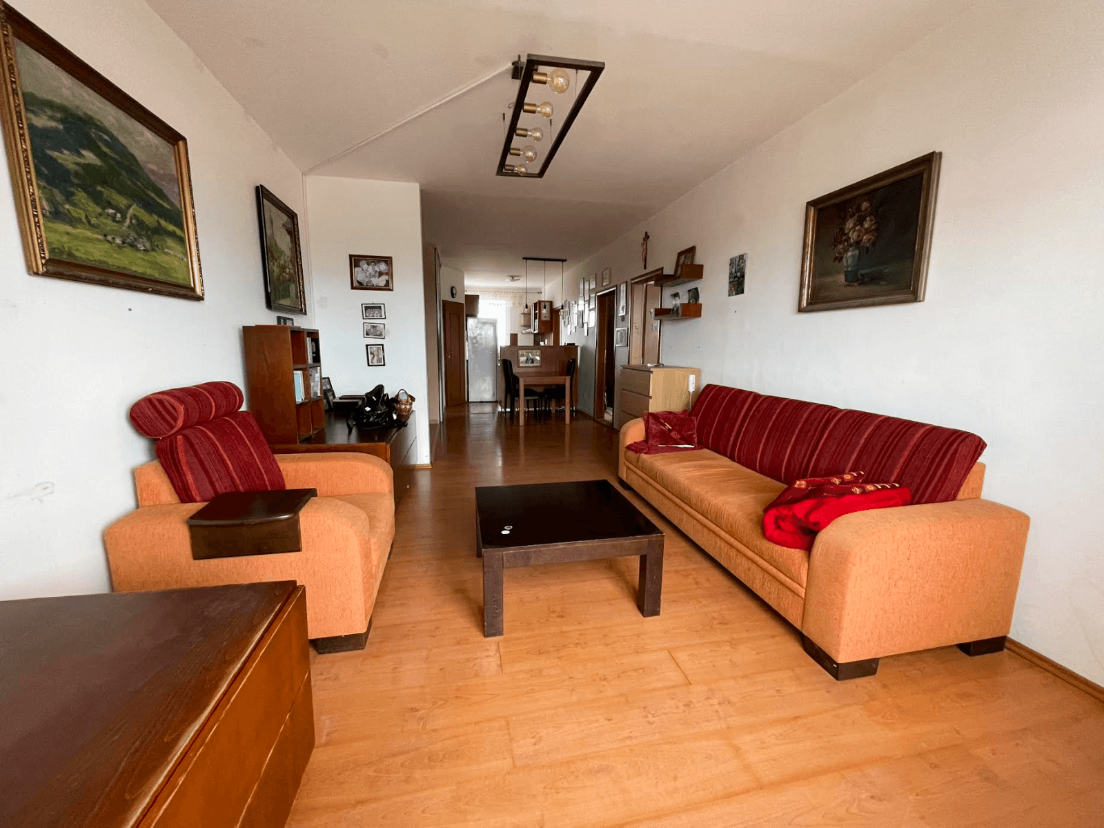 Predaj bytu 4-izbový 84 m², Dunajské nábrežie, Komárno, Nitriansky kraj Predaj bytu 4-izbový 84 m², Dunajské nábrežie, Komárno, Nitriansky kraj