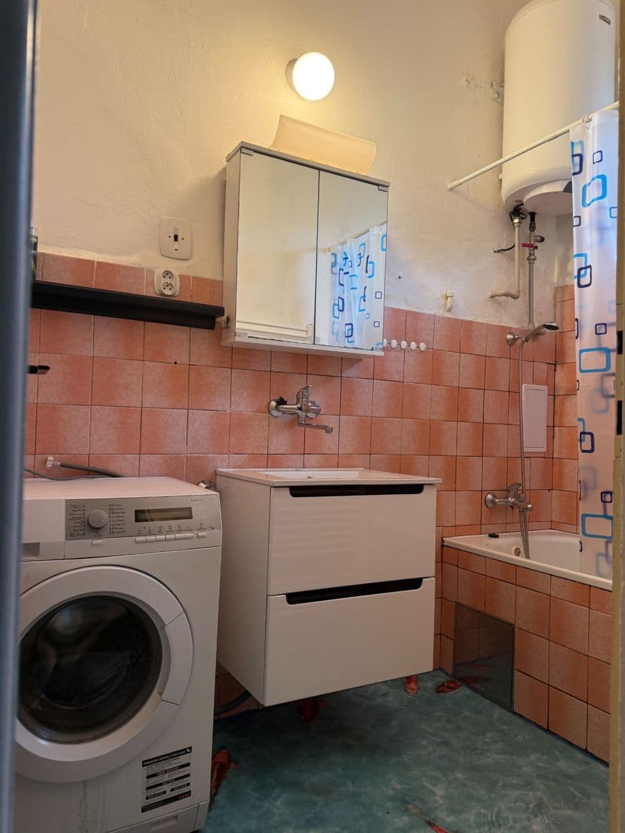 Prenájom bytu 2-izbový 66 m², Žižkova, Mikulov, Jihomoravský kraj Prenájom bytu 2-izbový 66 m², Žižkova, Mikulov, Jihomoravský kraj