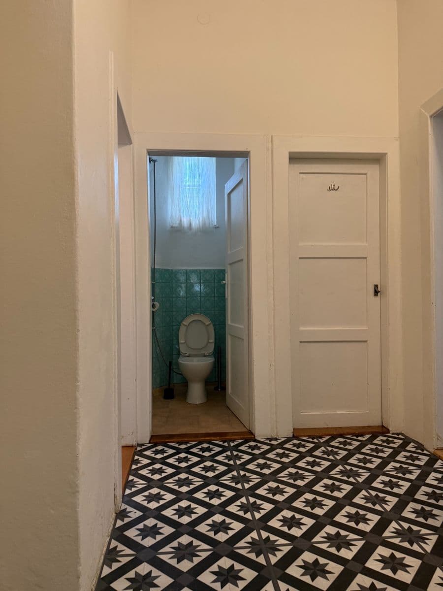 Prenájom bytu 2-izbový 66 m², Žižkova, Mikulov, Jihomoravský kraj Prenájom bytu 2-izbový 66 m², Žižkova, Mikulov, Jihomoravský kraj